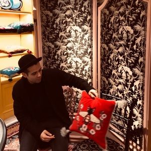 Meet your Posher, Steven